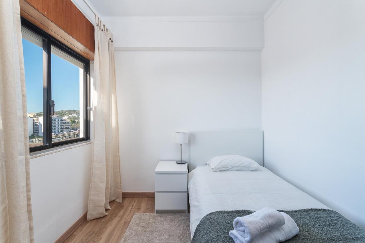 Hostwise - Spacious & Sunny Flat - โลว์เล ภายนอก รูปภาพ