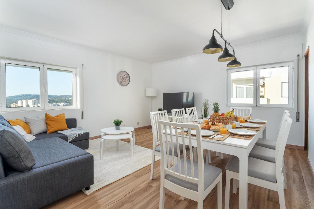 Hostwise - Spacious & Sunny Flat - โลว์เล ภายนอก รูปภาพ